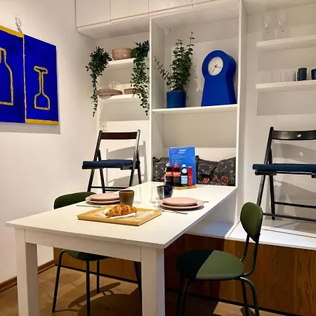 Cosher | 1bd Urban 아파트 *