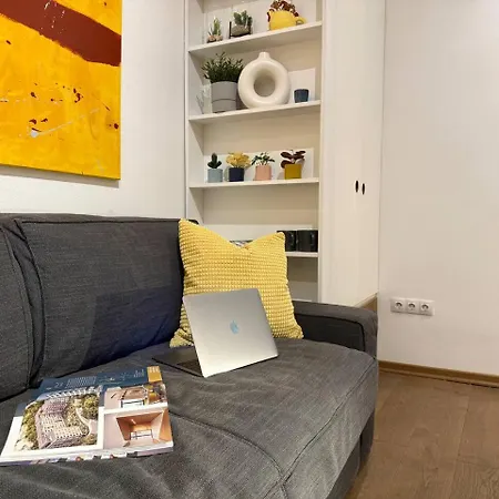 Cosher | 1bd Urban *